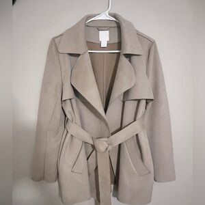 Nude suede shacket with tie